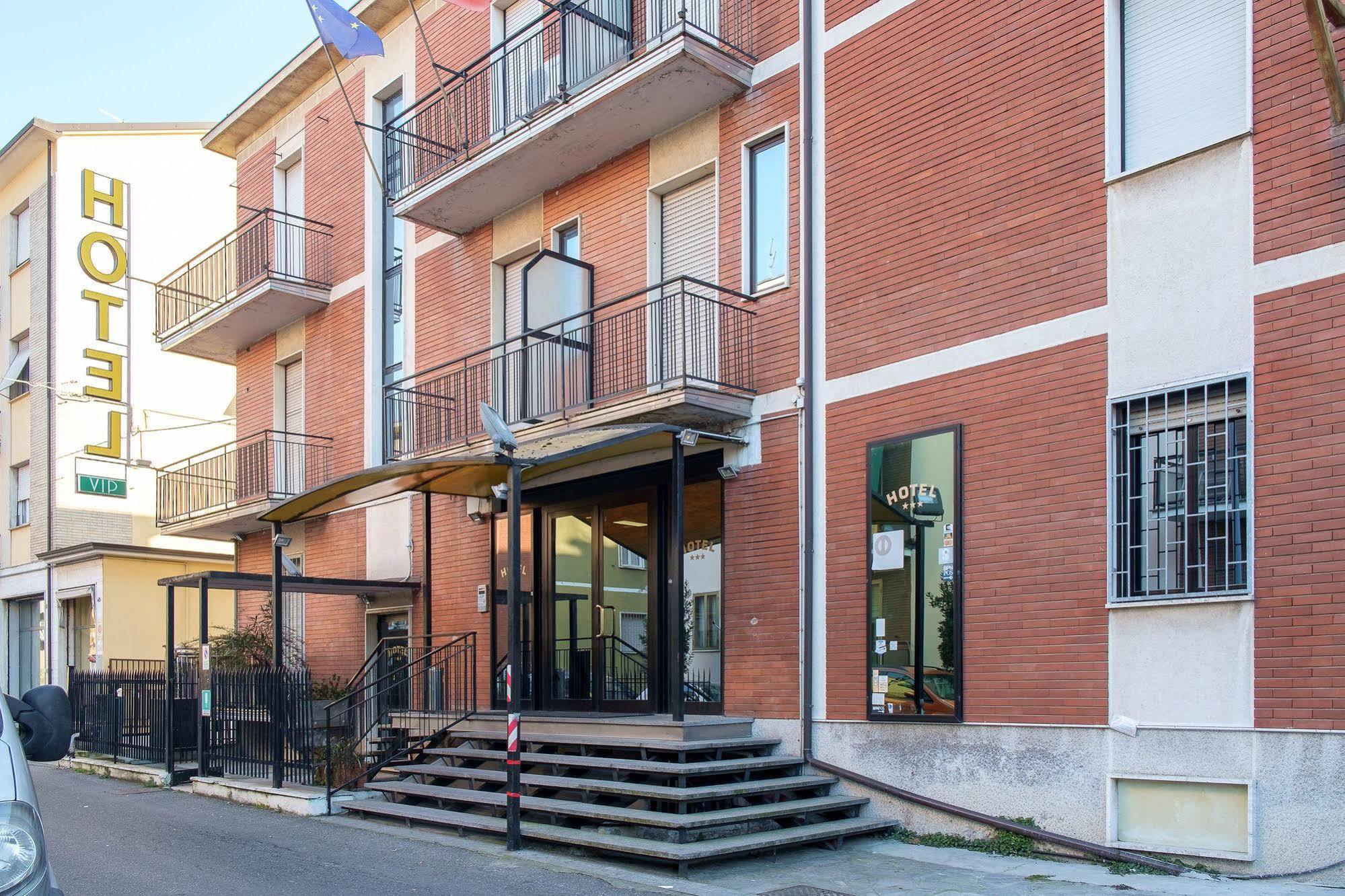 Vip Hotel Piacenza Exterior photo